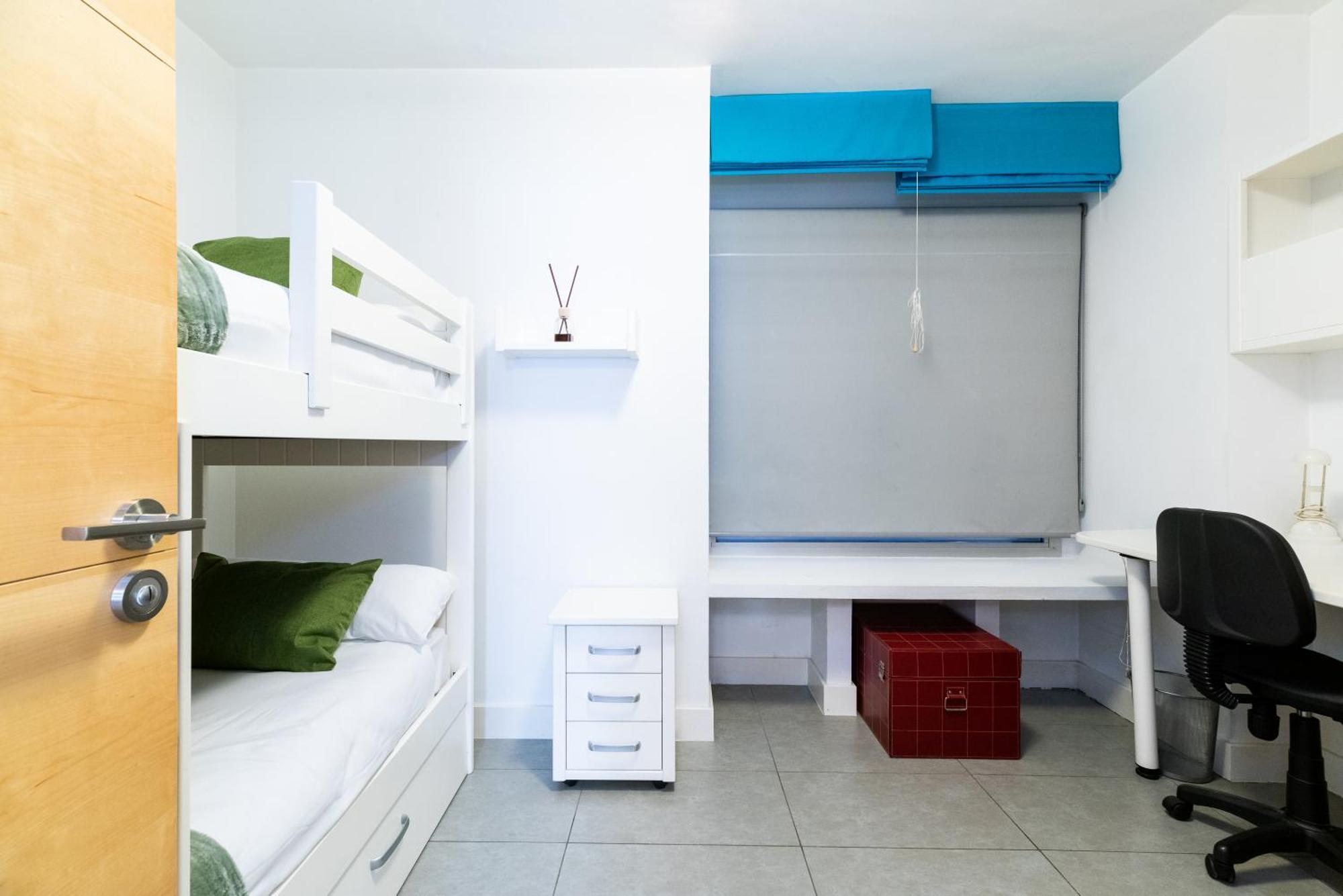Ferienwohnung Tuguest Avenida De La Investigacion - Free Parking Granada Exterior foto