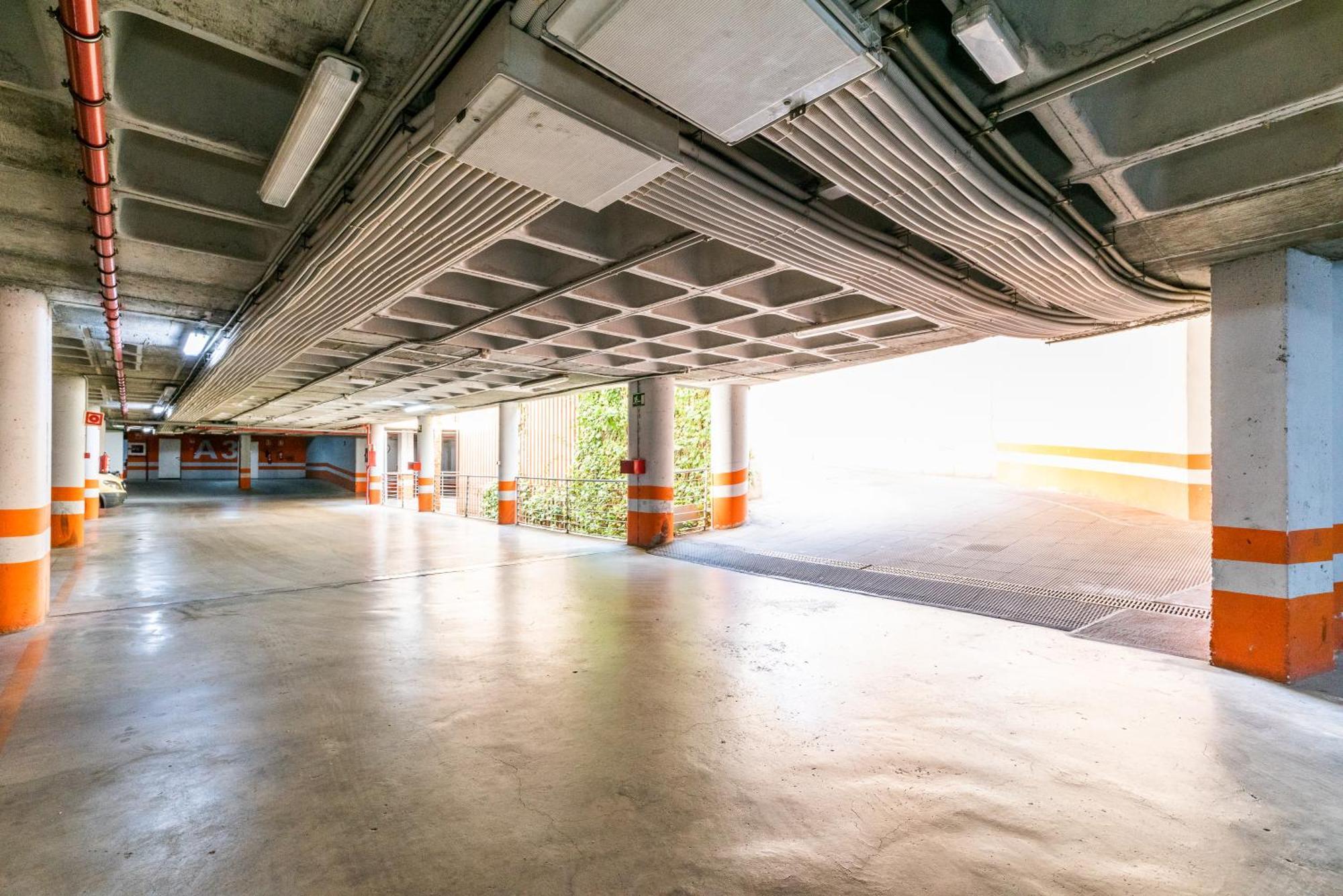 Ferienwohnung Tuguest Avenida De La Investigacion - Free Parking Granada Exterior foto