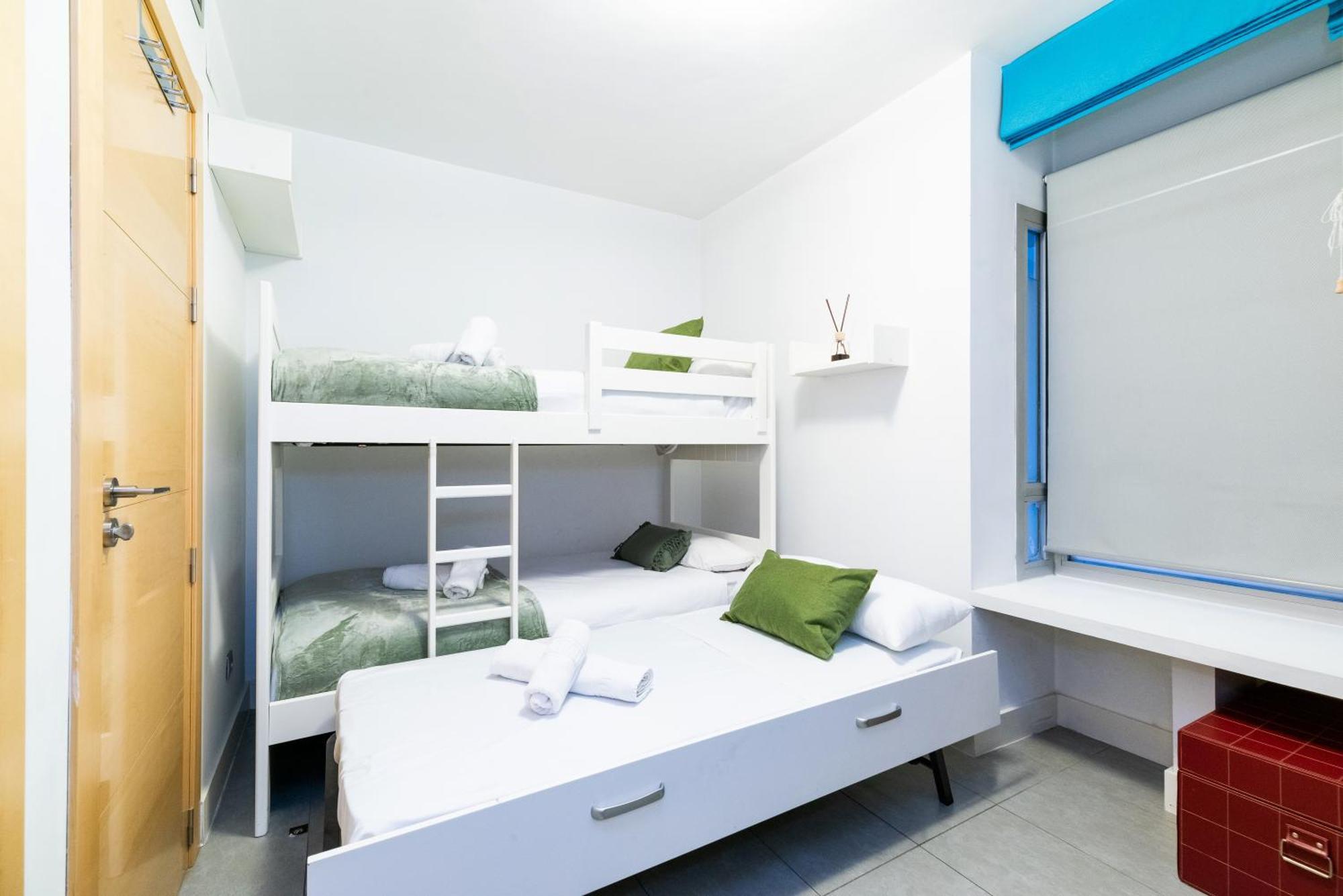 Ferienwohnung Tuguest Avenida De La Investigacion - Free Parking Granada Exterior foto